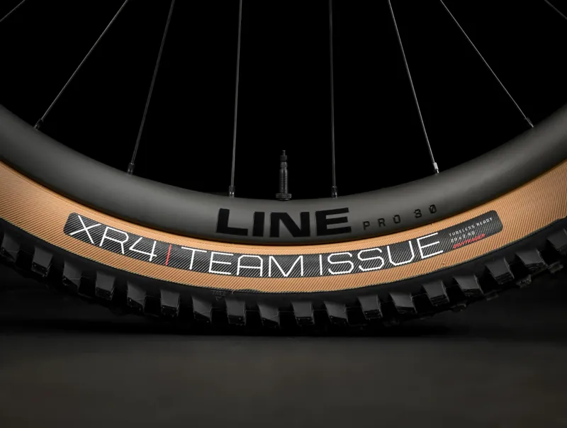 Trek Top Fuel 9.9 XX AXS Full Suspension Carbon Mountain Bike 2025 in Pennyflake-6